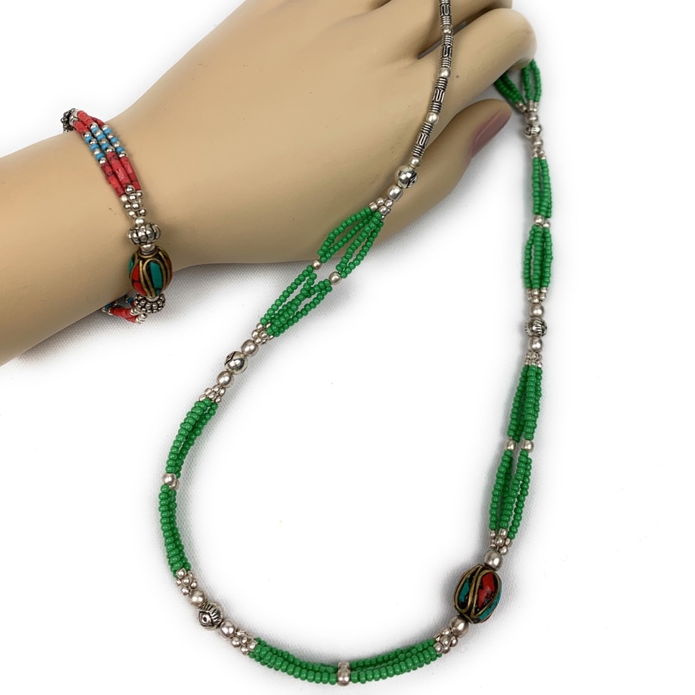 Traditional jewelry set